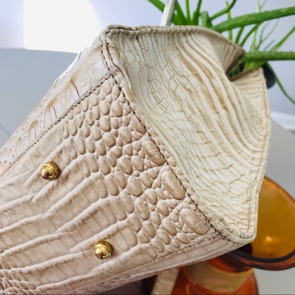 ❌SOLD❌ BRAHMIN Medium Camille Tote - Picture 10 of 16